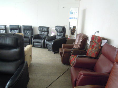 Foto,s relaxfauteuil outlet Center  Kerkstraat 35 A Nuland