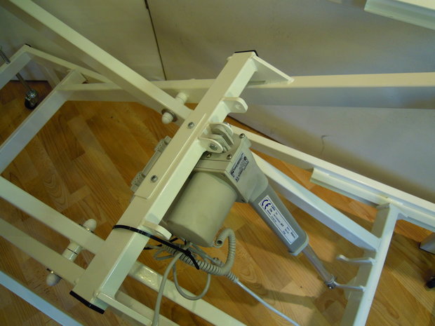 heftafel met motor 220 volt 