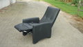 relaxfauteuil-met-hand-bediening--zwart-en-bruin-leder